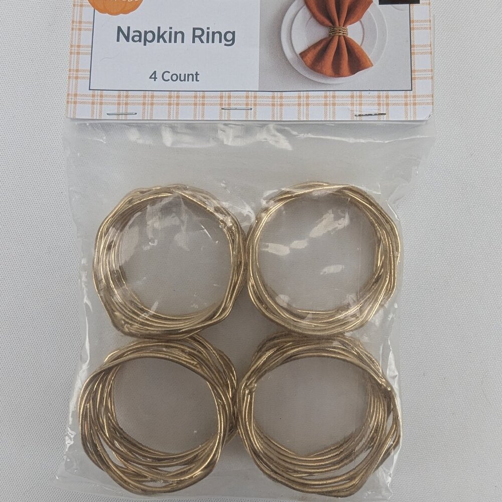 Gold Tone Napkin Rings Set of 4 Table Decor Perfect Harvest Reusable New